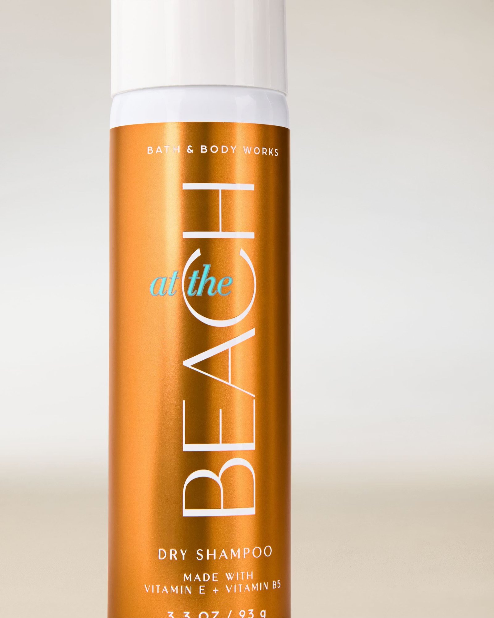 At the Beach Dry Shampoo - Image 2