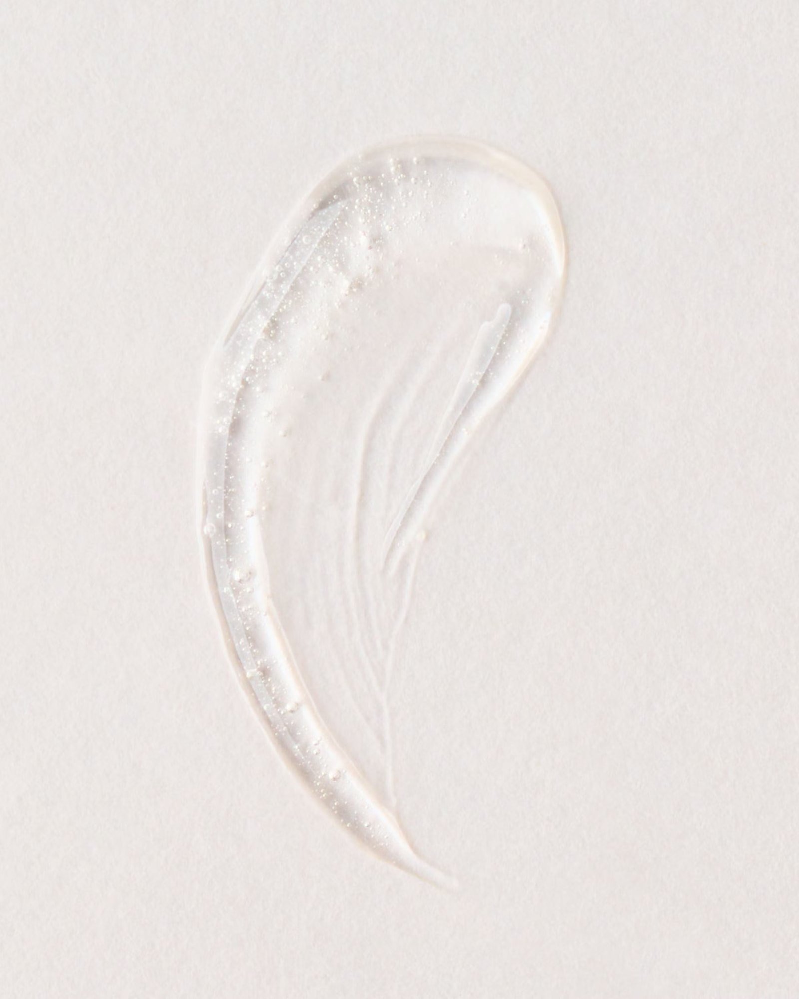 Crystal Clear Lip Oil - Image 3