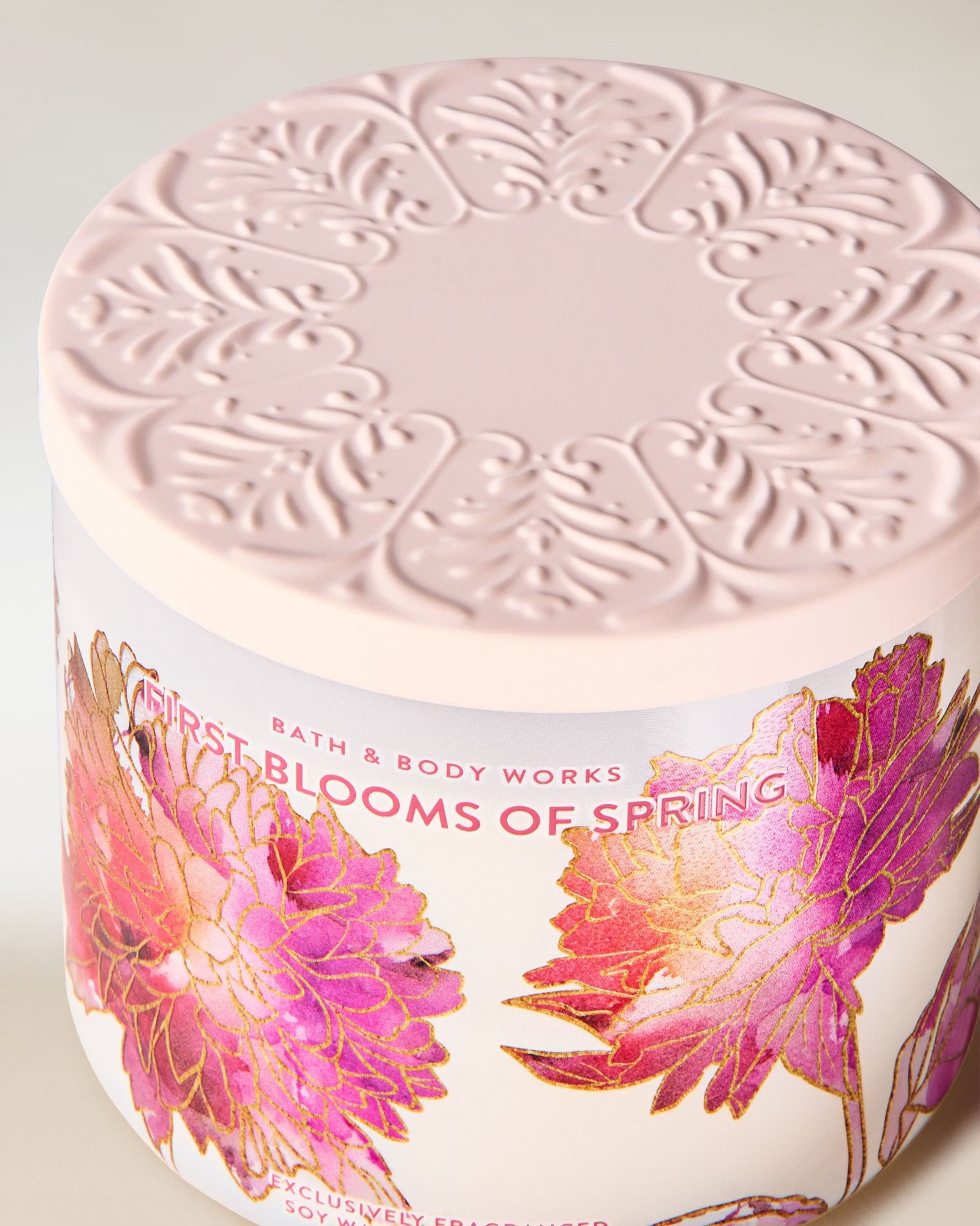 First Blooms Of Spring 3-Wick Candle - Image 2