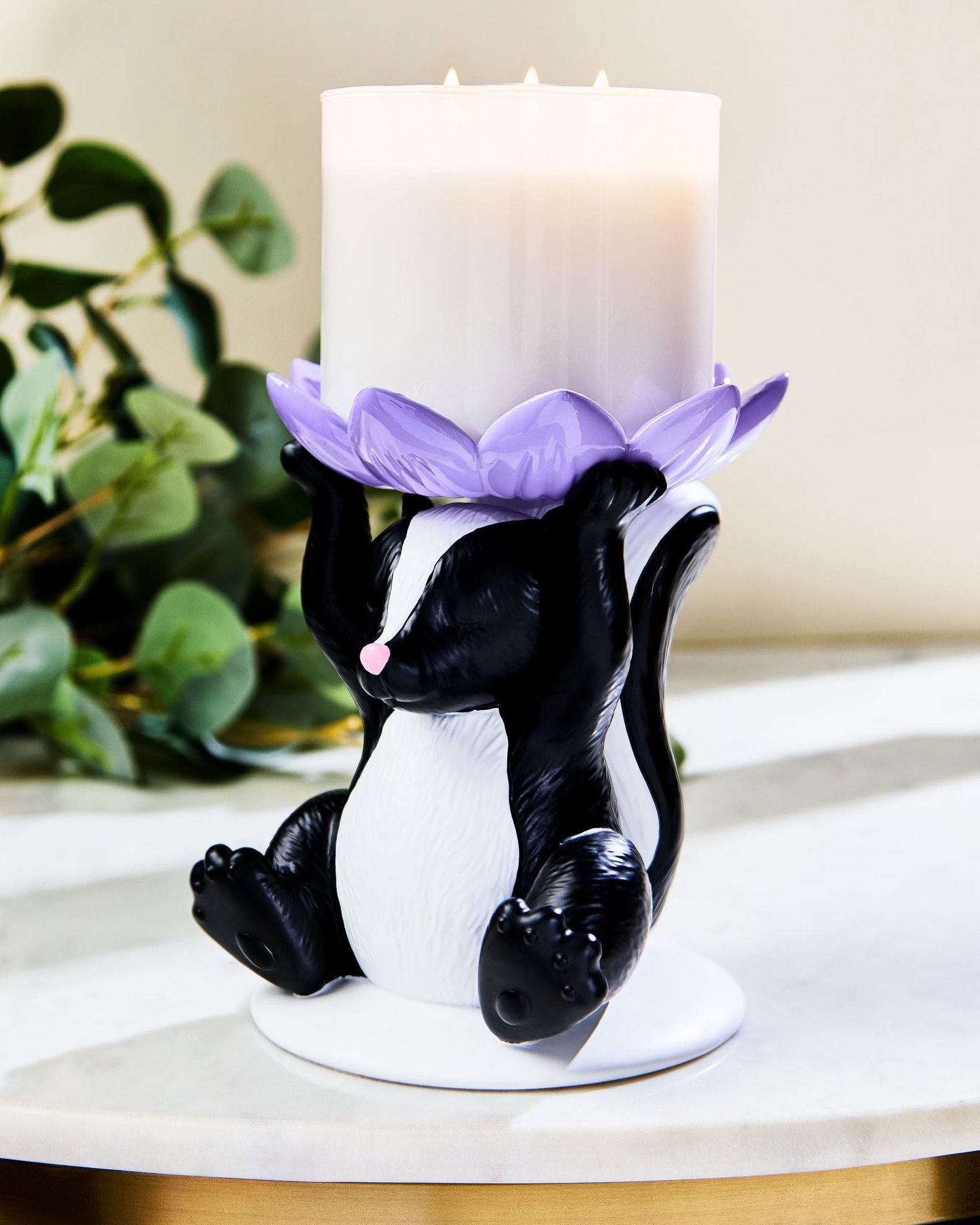 Flowery Skunk Pedestal 3-Wick Candle Holder - Image 4